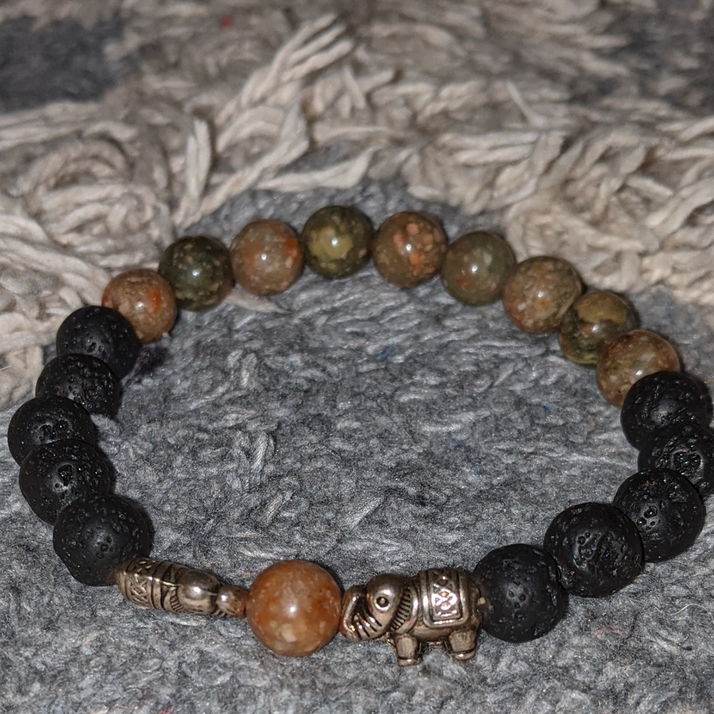 Elephant charm bracelet!